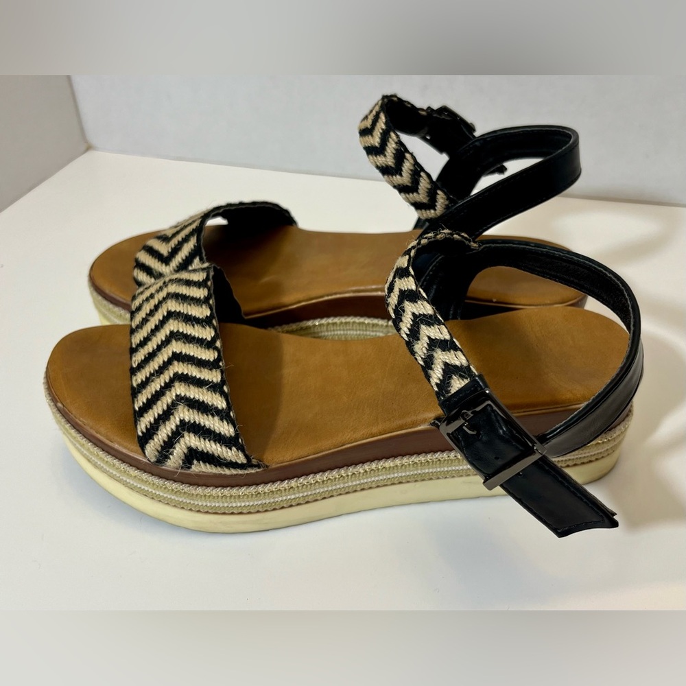 Brown/Tan Platform Sandals, Size 40 (9.5) Patrizia
